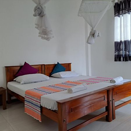 B & B Charm Dickwella Pokój zdjęcie