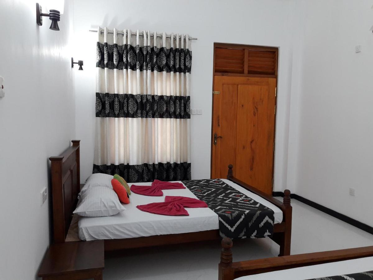 B & B Charm Dickwella Zewnętrze zdjęcie