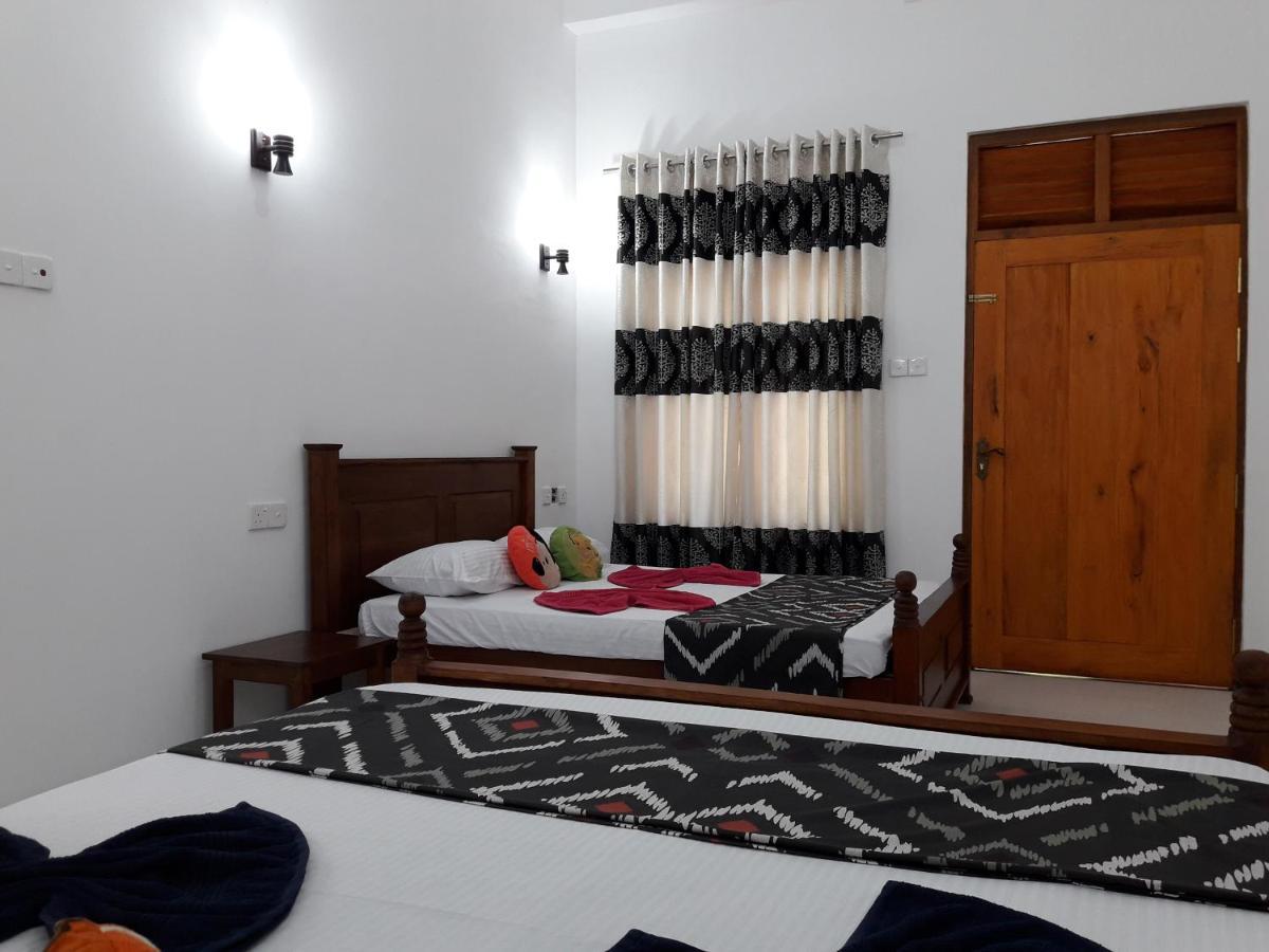 B & B Charm Dickwella Zewnętrze zdjęcie