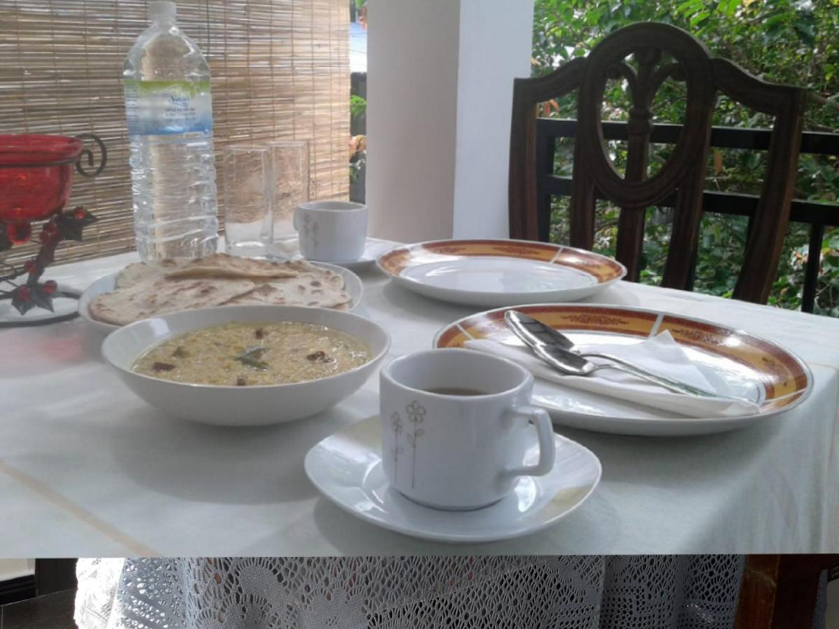 B & B Charm Dickwella Zewnętrze zdjęcie