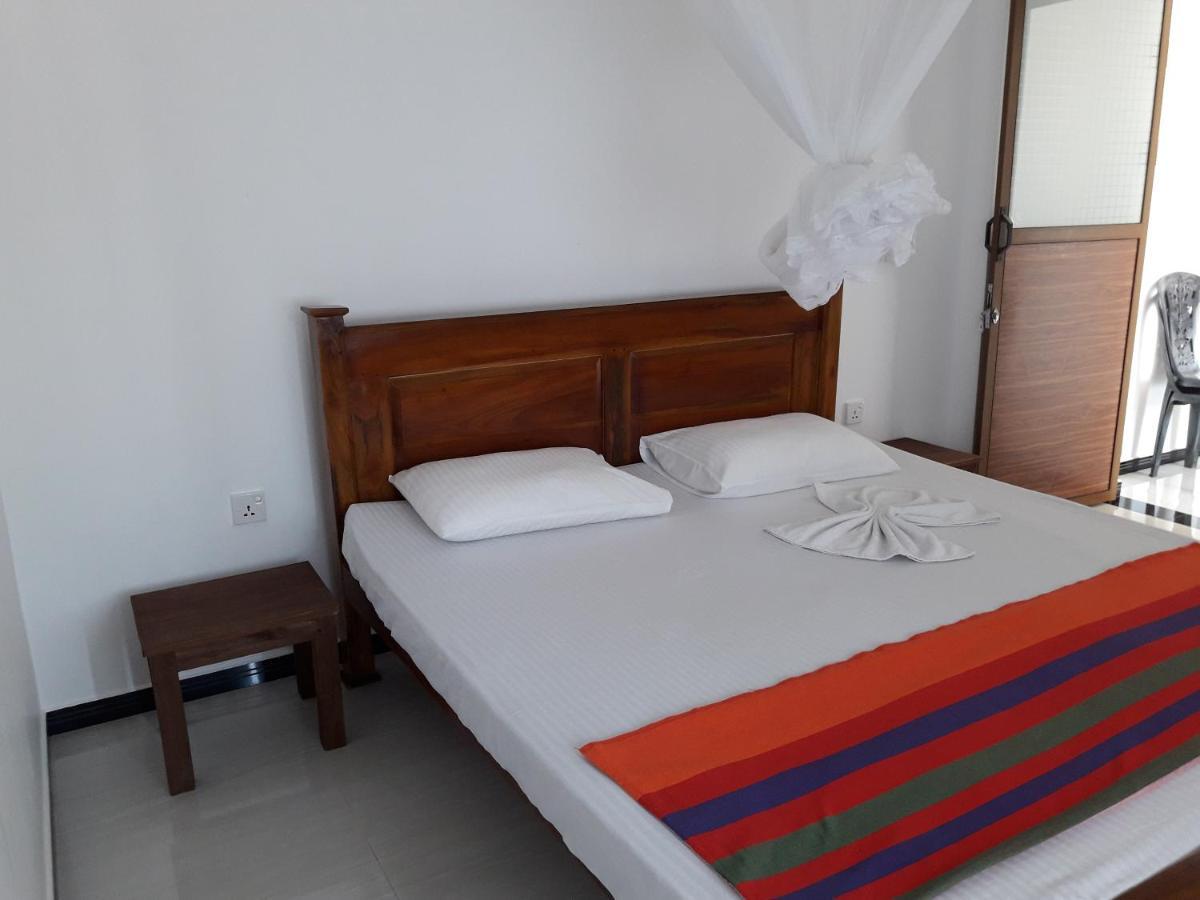 B & B Charm Dickwella Zewnętrze zdjęcie